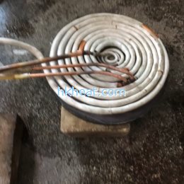 pancake induction coil for heating surface of steel plate