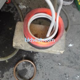 induction hardening inner surface of steel pipe
