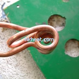 suspended (levitation) induction heating